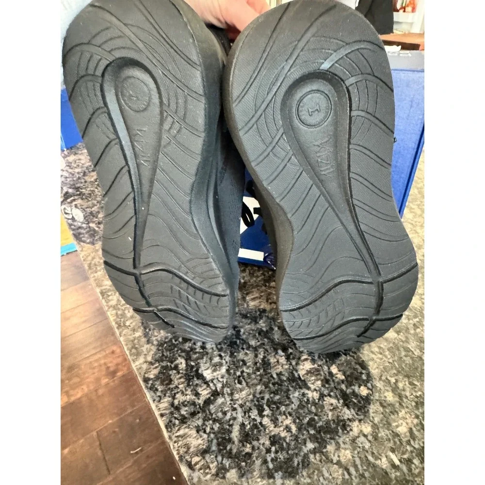 Kizik athens sneakers